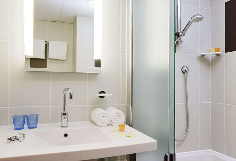 Hôtel Ibis Styles Nice Aeroport Arenas  | Nice | Alpes-Maritimes | France 11