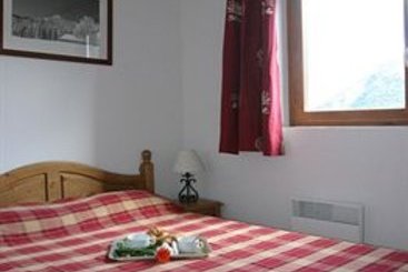 Hôtel Les Chalets De La Porte Des Saisons  | Saint Sorlin d'Arves | Savoie | France 3