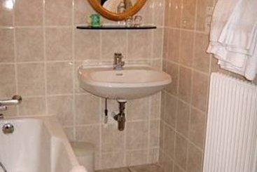 Hotel Alesia  | Beaune | Cote d'Or | France 1