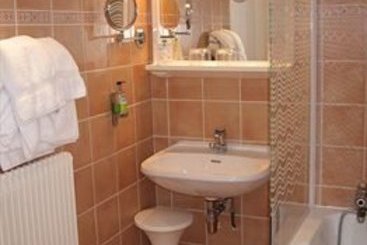 Hotel Alesia  | Beaune | Cote d'Or | France 9