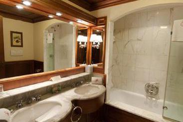 Grand Hôtel Des Alpes  | Chamonix-Mont-Blanc | Haute-Savoie | France 14