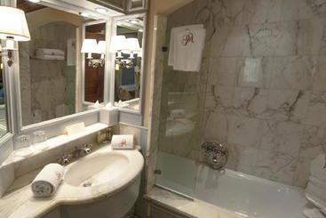 Grand Hôtel Des Alpes  | Chamonix-Mont-Blanc | Haute-Savoie | France 17