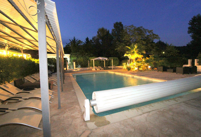 Hotel Auberge Des Pins  | Tourrettes | Var | France 19