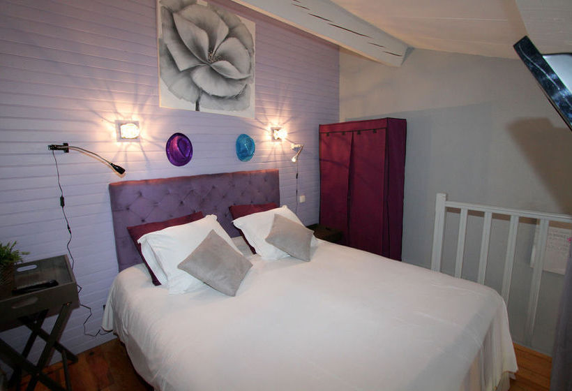 Hotel Auberge Des Pins  | Tourrettes | Var | France 5