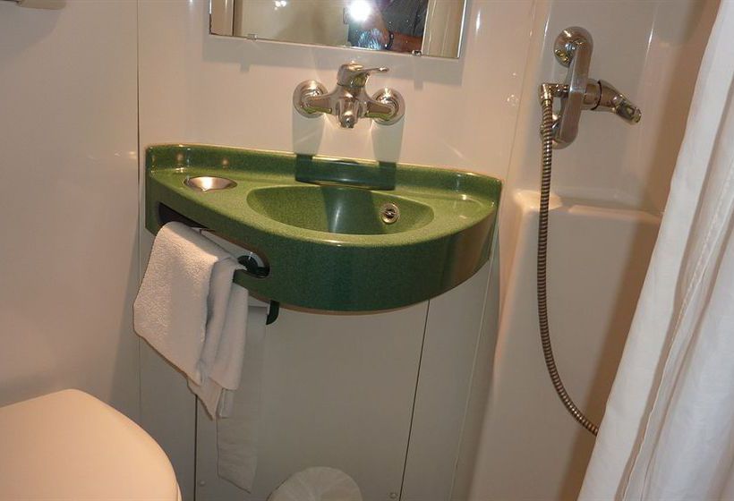 Hotel Premiere Classe Pau Nord Lons  | Lons | Pyrenees-Atlantiques | France 8