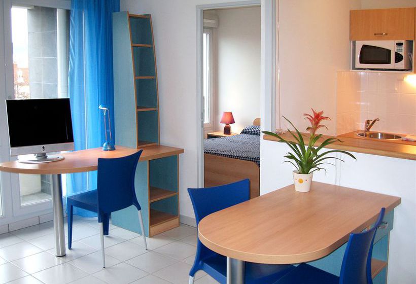 Hôtel Séjours Et Affaires Lamartine Poitiers  | Poitiers | Vienne | France 10