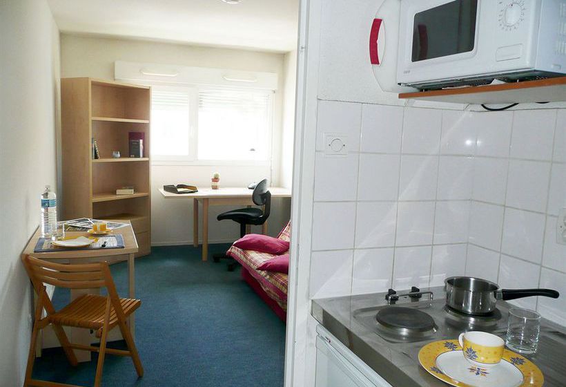 Hôtel Séjours Et Affaires Lamartine Poitiers  | Poitiers | Vienne | France 3