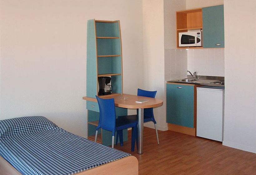 Hôtel Séjours Et Affaires Lamartine Poitiers  | Poitiers | Vienne | France 8