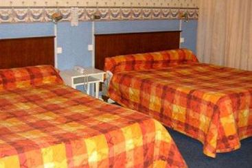 Hotel De La Gare Puy de Dome