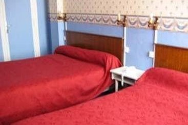 Hôtel De La Gare  | Clermont Ferrand | Puy-de-Dome | France 2