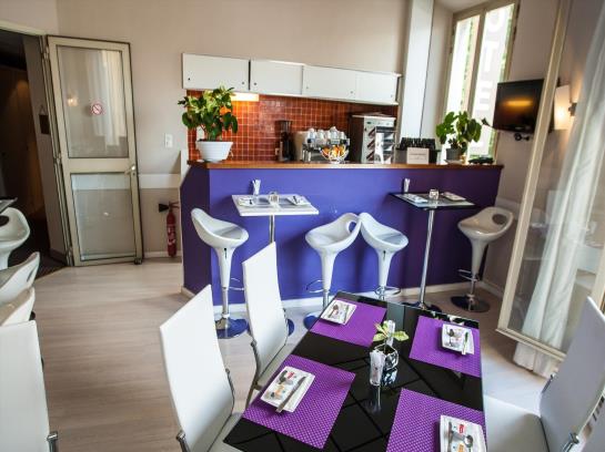 Hôtel Amirauté  | Cannes | Alpes-Maritimes | France 11