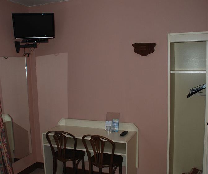 Hôtel Residence de la Tour  | Malakoff | Hauts-de-Seine | France 14