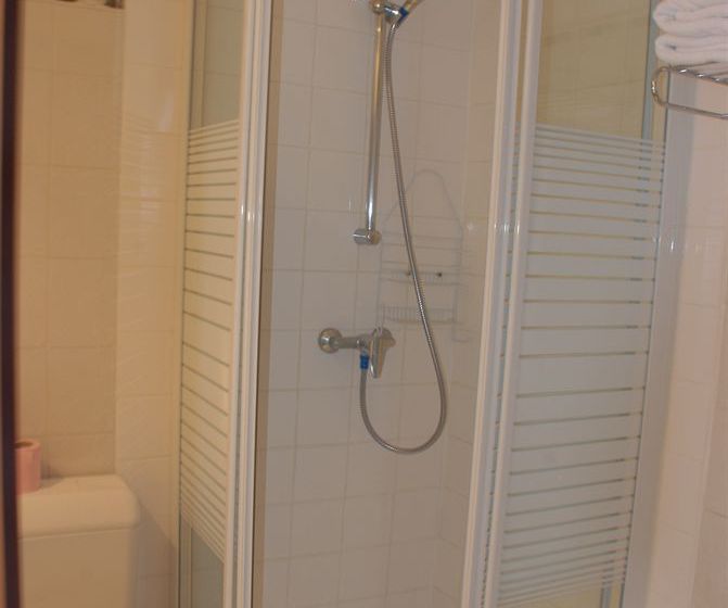 Hôtel Residence de la Tour  | Malakoff | Hauts-de-Seine | France 15