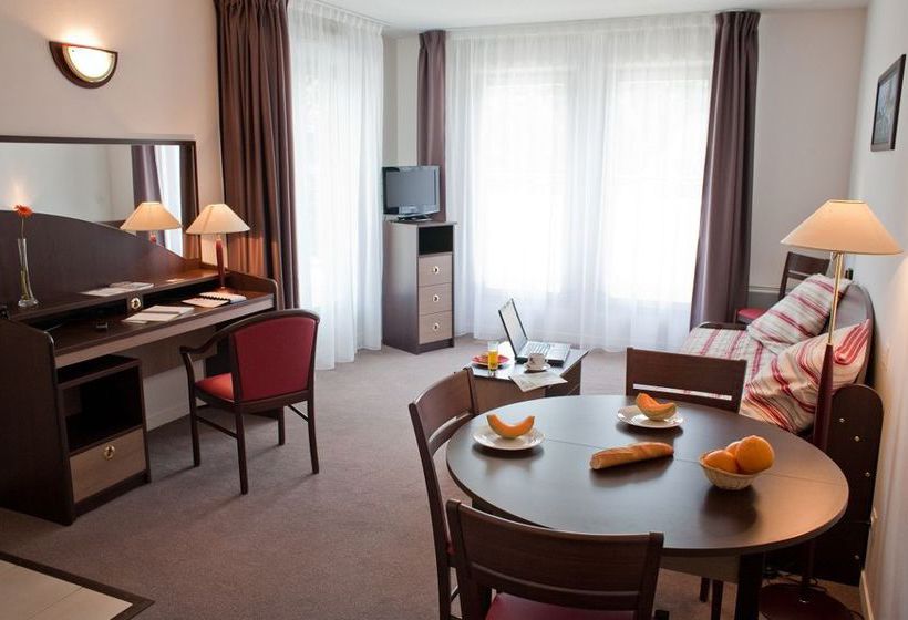 Appart'hôtel Appart'City Versailles le Port Marly 