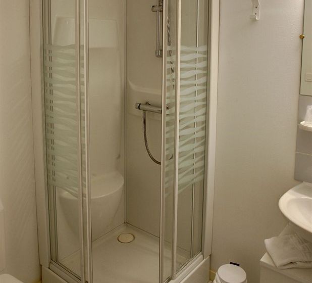 Macon Le Cours Moreau  | Macon | Saone-et-Loire | Francia 15