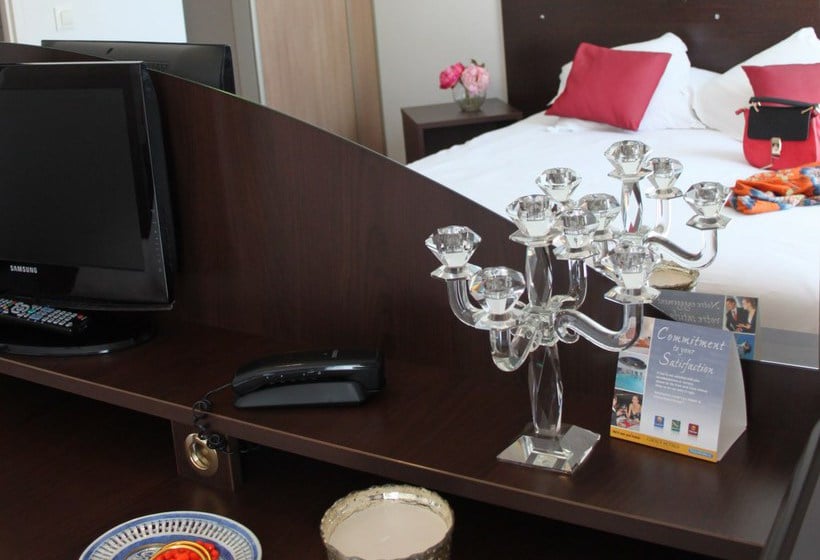 Hôtel Comfort Suites Pau Idron  | Pau | Pyrenees-Atlantiques | France 15