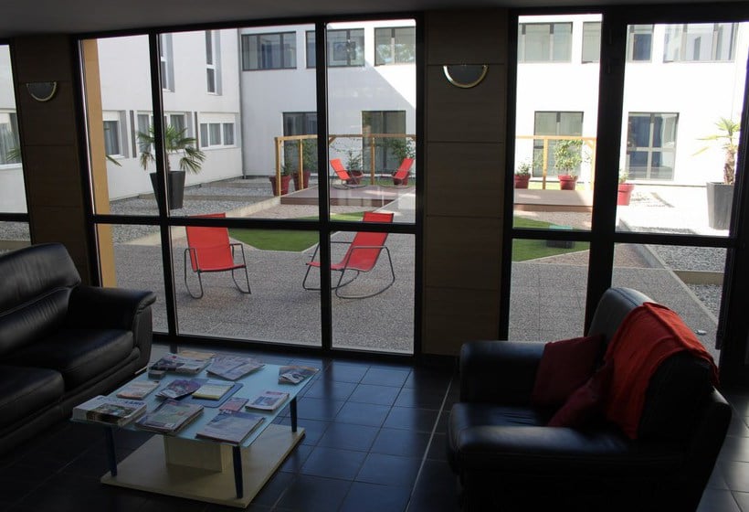 Hôtel Comfort Suites Pau Idron  | Pau | Pyrenees-Atlantiques | France 19