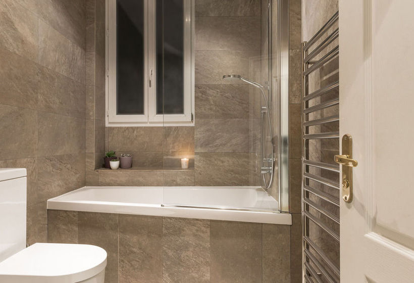 Hôtel De La Porte Doree  | Paris | Paris | France 17