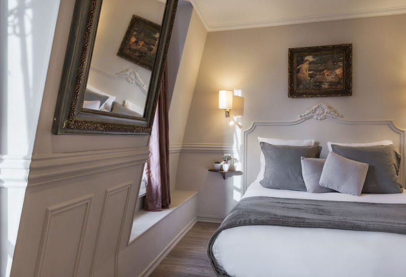 Hôtel De La Porte Doree  | Paris | Paris | France 18