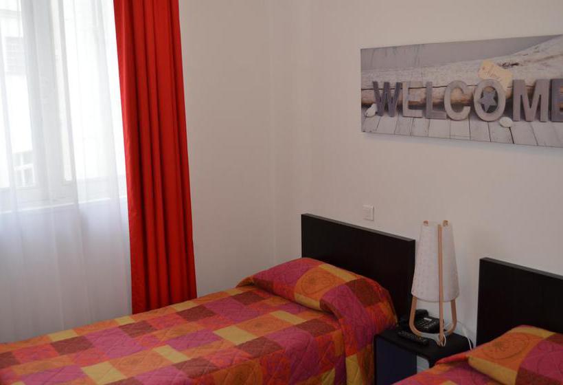 Goldhotel  | Paris | Paris | France 11