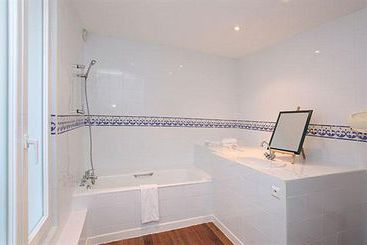 Hôtel Palm Beach  | Cannes | Alpes-Maritimes | France 12