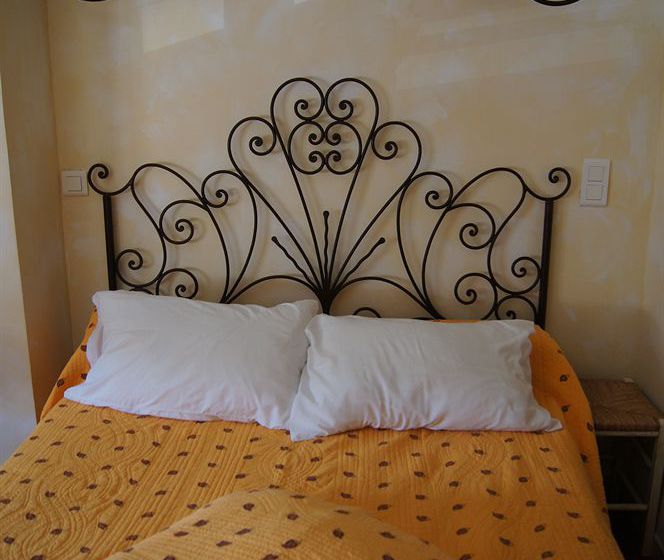 Hôtel Le Regence  | Arles | Bouches du Rhone | France 10