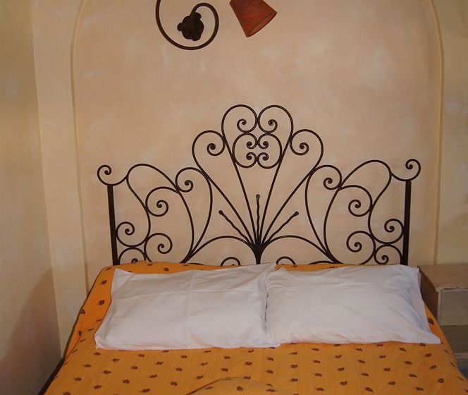 Hôtel Le Regence  | Arles | Bouches du Rhone | France 13