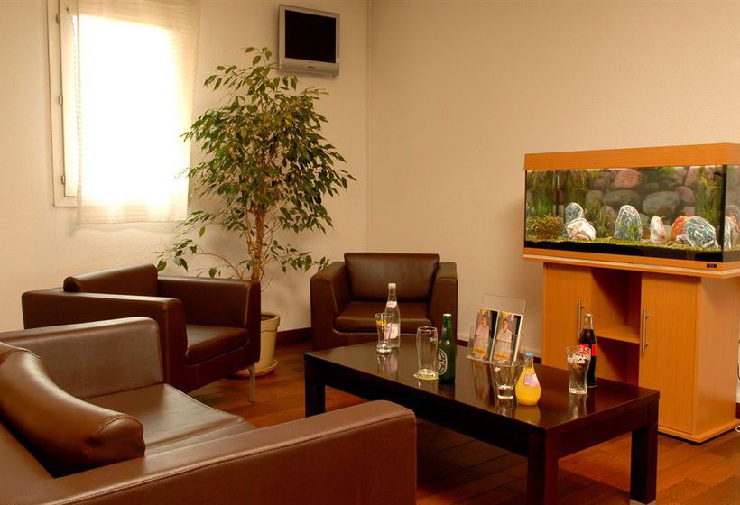 Hotel Balladins Arles Arles Bocas del Ródano