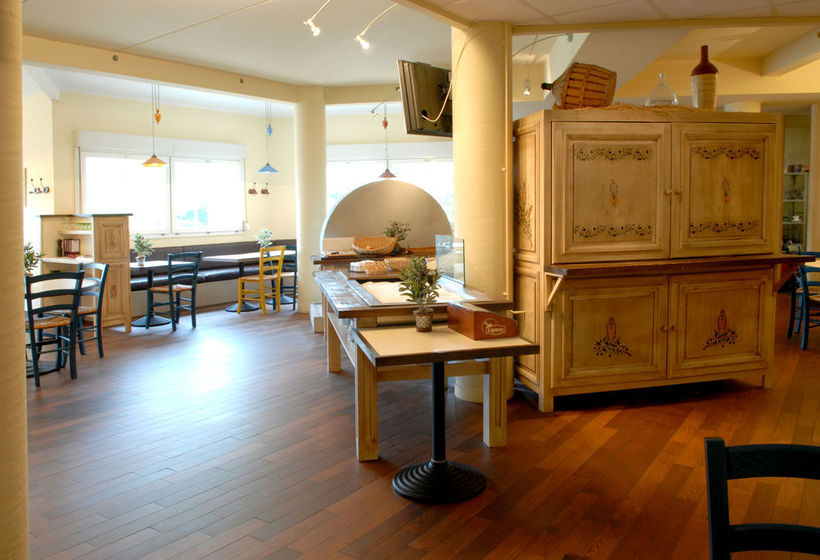 Hôtel Balladins Arles  | Arles | Bouches du Rhone | France 9