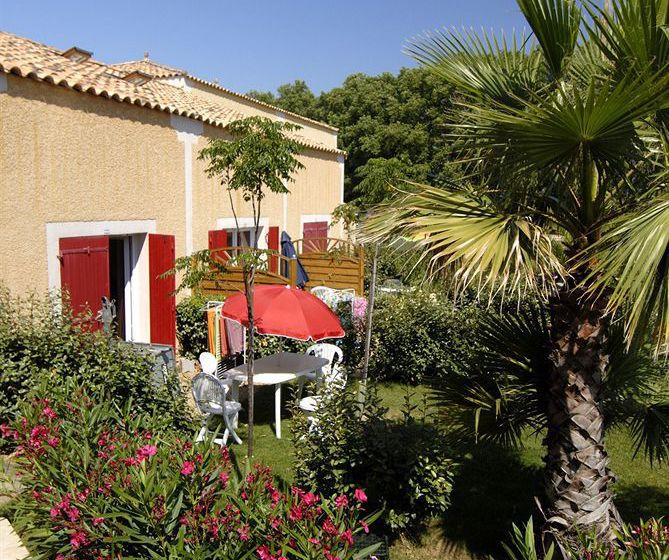 Les Berges Du Canal  | Béziers | Herault | France 1