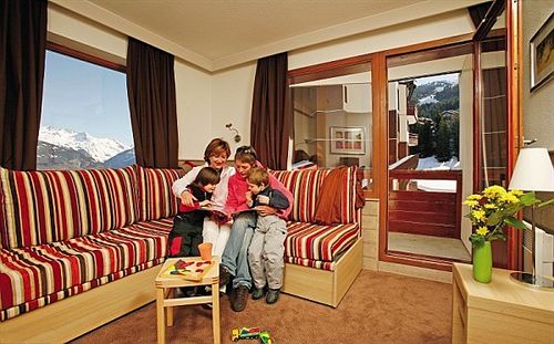 Pierre & Vacances Le Britania  | La Tania | Savoie | France 17