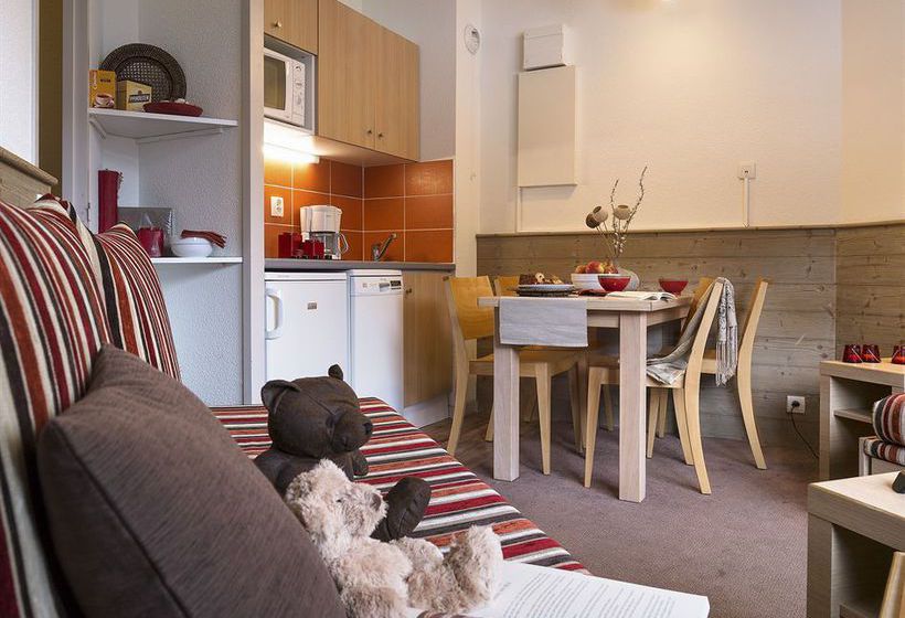 Pierre & Vacances Le Britania  | La Tania | Savoie | France 3