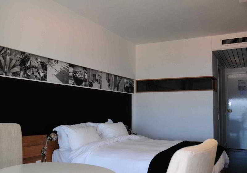 Hôtel Le Versailles  | Villefranche sur Mer | Alpes-Maritimes | France 13