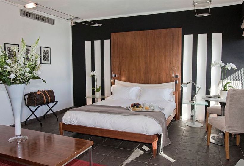 Hôtel Le Versailles  | Villefranche sur Mer | Alpes-Maritimes | France 4