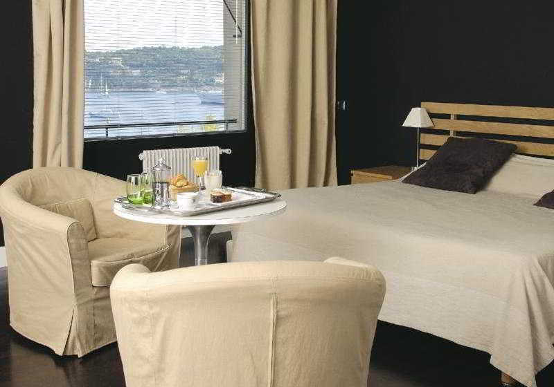 Hôtel Le Versailles  | Villefranche sur Mer | Alpes-Maritimes | France 6