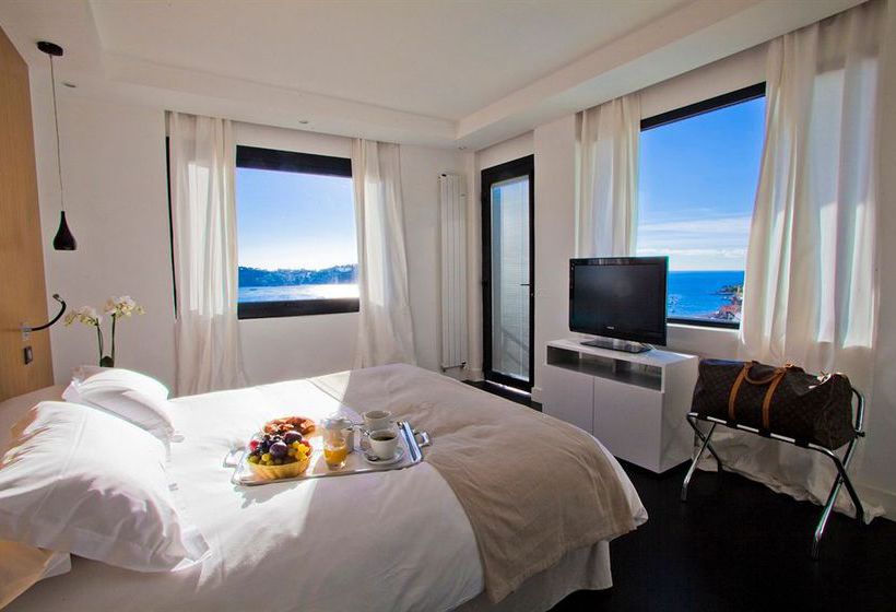 Hôtel Le Versailles  | Villefranche sur Mer | Alpes-Maritimes | France 8