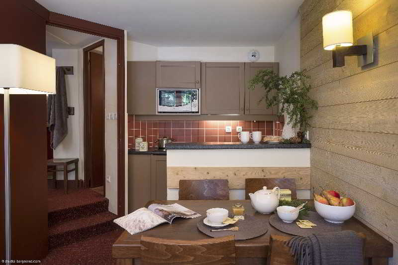 Pierre & Vacances Résidence Le Belmont  | Bourg Saint Maurice | Savoie | France 8