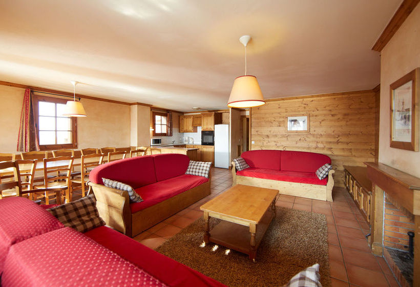 Les Chalets Du Soleil Les Menuires  | Les Menuires | Savoie | France 15