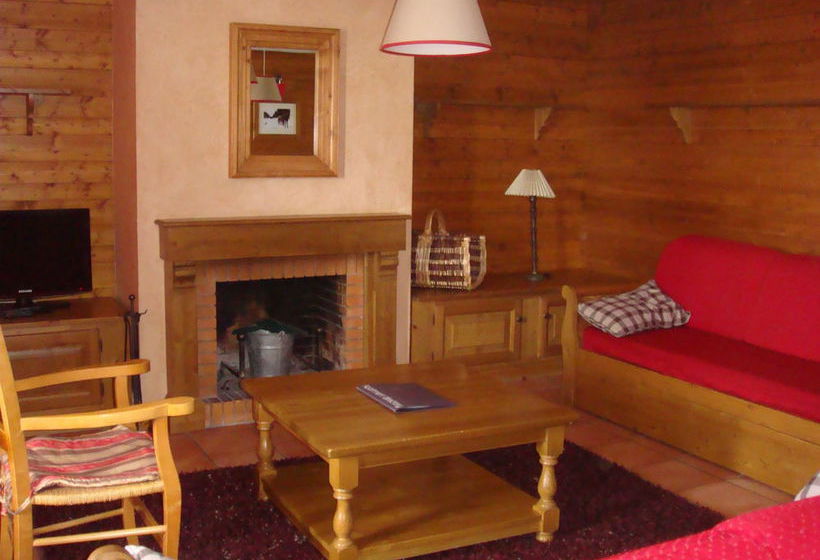 Les Chalets Du Soleil Les Menuires  | Les Menuires | Savoie | France 19