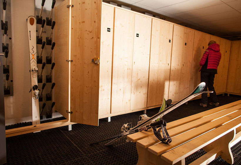 Les Chalets Du Soleil Les Menuires  | Les Menuires | Savoie | France 3