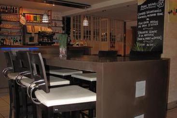 Hotel Le Juliano  | Carbon-Blanc | Gironde | France 2