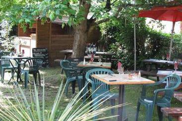 Hotel Le Juliano  | Carbon-Blanc | Gironde | France 3