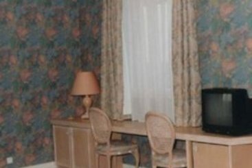 Hôtel Parthenon  | Chilly Mazarin | Essonne | France 3