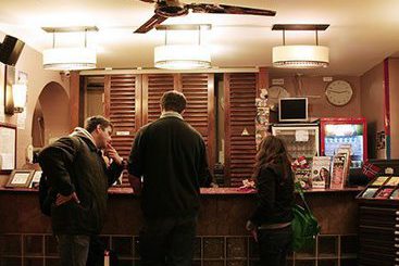 Aloha Hostel  | Paris | Paris | France 2