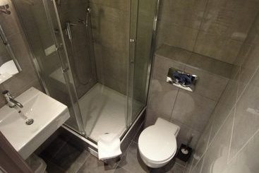 The Plug Inn Hostel  | Paris | Paris | France 3