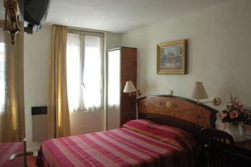 The Plug Inn Hostel  | Paris | Paris | France 4