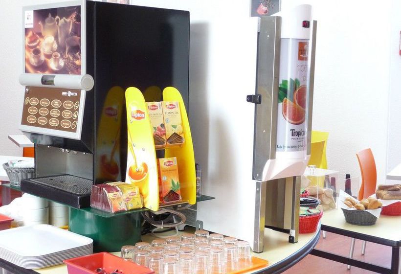 Hôtel Premiere Classe Maurepas CC Paris West  | Maurepas | Yvelines | France 16