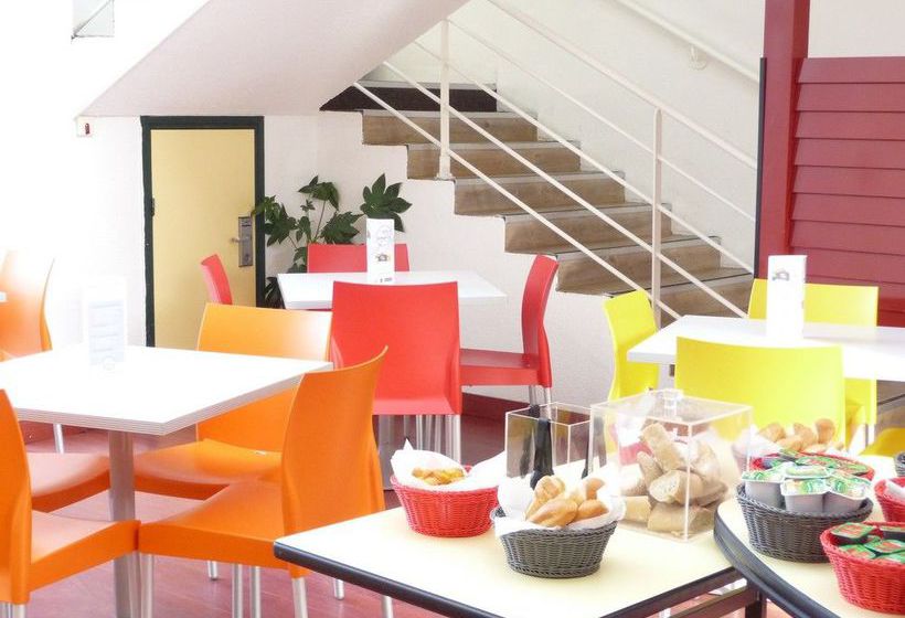 Hôtel Premiere Classe Maurepas CC Paris West  | Maurepas | Yvelines | France 18