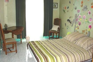 Hotel Chez Brigitte Guesthouse  | Nice | Alpes-Maritimes | France 4