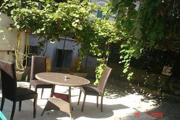 Hotel Villa Aramis Guesthouse  | Nice | Alpes-Maritimes | France 7